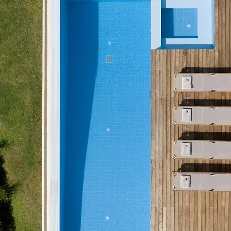 Thalassa Villa *