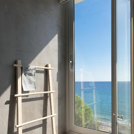 Thalassa Ферма